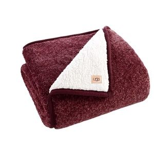 UGG Sherpa Blanket Throw- RED/Maroon -NWT